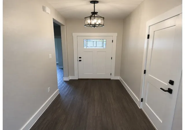 Photo 3 of Single family home for sale at 1021 W Sears St, Denison, TX 75020 | MLS# 21356241 | Listing updated on 2026-10-05