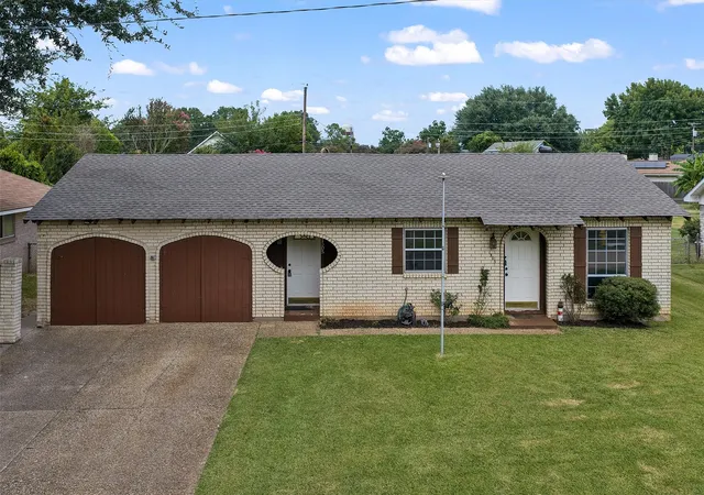 Photo 2 of Sale Pending at 1505 Teresa Pl, Bossier City, LA 71112 | MLS# 21355540 | Listing updated on 2026-09-05