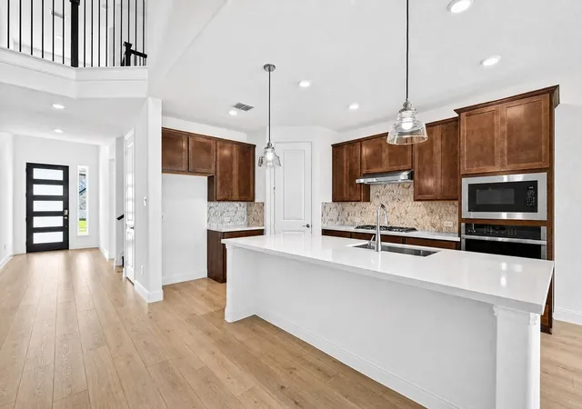 Photo 2 of Sale Pending at 546 Wisteria St, Little Elm, TX 75068 | MLS# 21357823 | Listing updated on 2026-09-27