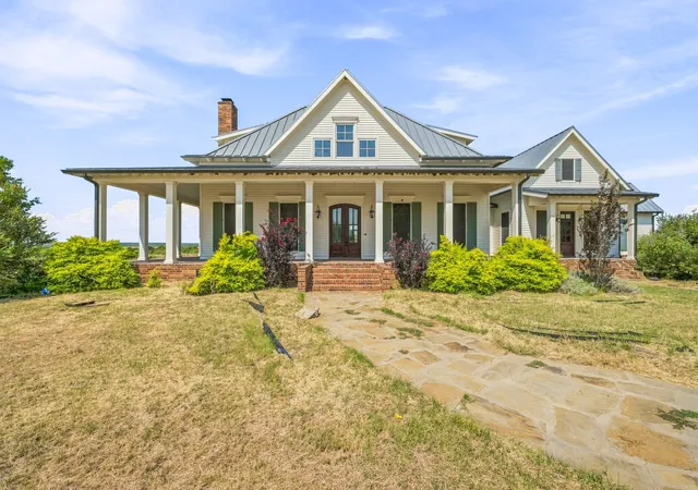 Photo 2 of Single family home for sale at 12824 Fm 1769, Graham, TX 76450 | MLS# 21353396 | Listing updated on 2026-09-24