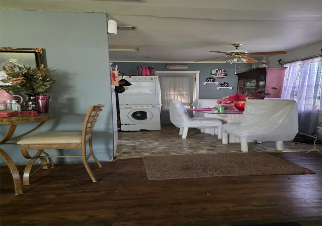 Photo 3 of Single family home for sale at 1417 Ray St, Longview, TX 75602 | MLS# 21357255 | Listing updated on 2026-09-29