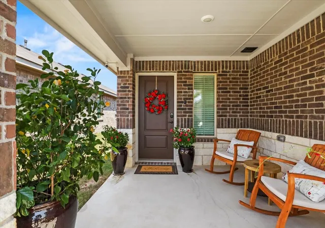 Photo 3 of Single family home for sale at 137 Running River Dr, Boyd, TX 76023 | MLS# 21357986 | Listing updated on 2026-08-24