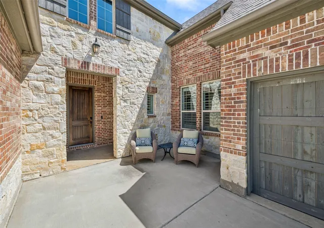 Photo 3 of Single family home for sale at 2700 Castlebridge, Lewisville, TX 75056 | MLS# 21353818 | Listing updated on 2026-09-28
