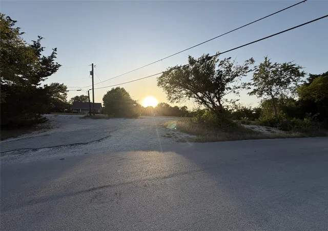 Photo 1 of Sale Pending at 2505 W Fm 875, Midlothian, TX 76065 | MLS# 21357999 | Listing updated on 2026-10-05