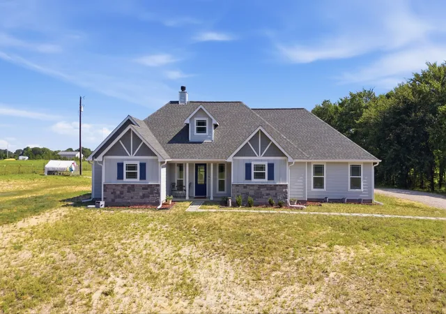 Photo 2 of Single family home for sale at 8520 County Road 3614, Murchison, TX 75778 | MLS# 21358012 | Listing updated on 2026-08-18