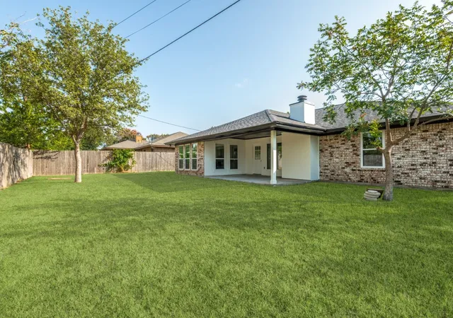 Photo 12 of Single family home for sale at 2025 Normandy Dr, Hurst, TX 76054 | MLS# 21357152 | Listing updated on 2026-08-26