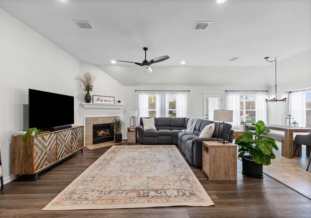 Photo 3 of Single family home for sale at 6401 Orange Blossom Dr, Midlothian, TX 76065 | MLS# 21337334 | Listing updated on 2026-10-05