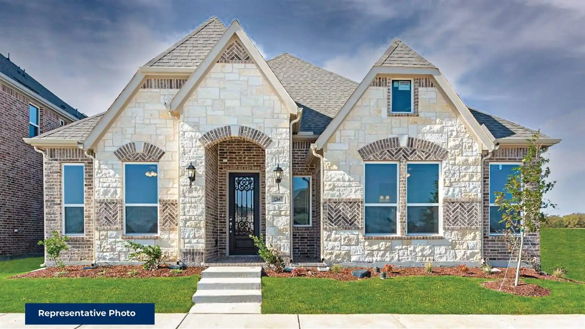 Photo 1 of Single family home for sale at 12806 Meadow Glen St, Rowlett, TX 75089 | MLS# 21358110 | Listing updated on 2026-10-17