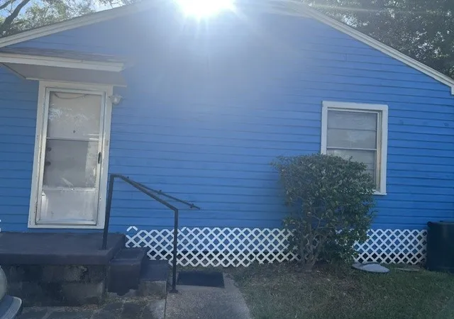 Photo 3 of Single family home for sale at 2727 Mimosa Ave, Shreveport, LA 71108 | MLS# 21358123 | Listing updated on 2026-08-31