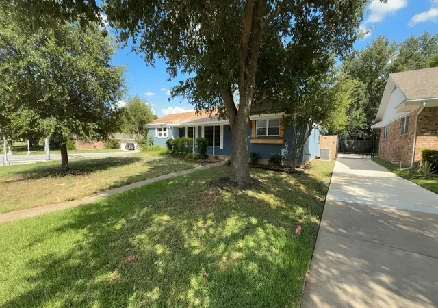 Photo 16 of Single family home for sale at 6201 Trail Lake Dr, Fort Worth, TX 76133 | MLS# 21357880 | Listing updated on 2026-08-31