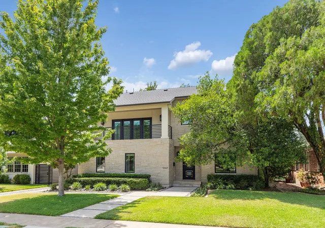 Photo 2 of Sale Pending at 9847 Ontario Ln, Dallas, TX 75220 | MLS# 21357466 | Listing updated on 2026-08-27