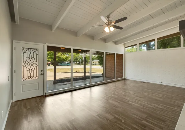 Photo 4 of Single family home for sale at 502 W Texas Ave, Iowa Park, TX 76367 | MLS# 21358175 | Listing updated on 2026-10-03