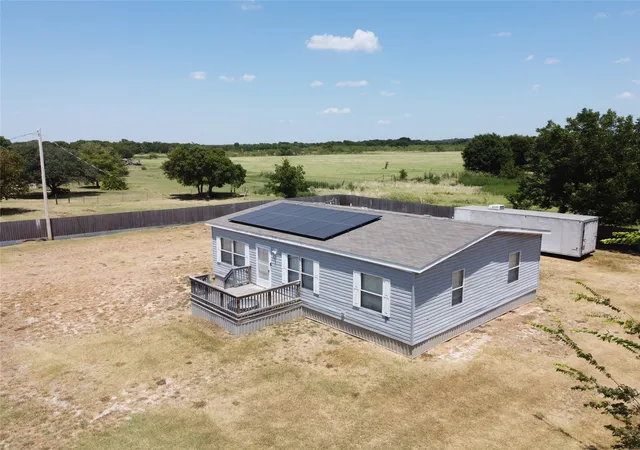 Photo 2 of Manufactured home for sale at 4412 Farm To Market 933, Whitney, TX 76692 | MLS# 21358230 | Listing updated on 2026-08-12