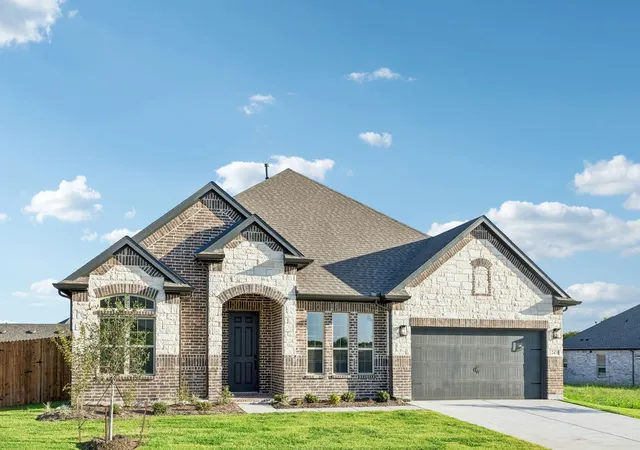 Photo 2 of Single family home for sale at 2431 Scott Ct, Waxahachie, TX 75167 | MLS# 21358269 | Listing updated on 2026-10-07