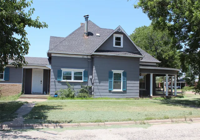 Photo 3 of Single family home for sale at 461 S 9Th Ave, Munday, TX 76371 | MLS# 21357082 | Listing updated on 2026-10-05