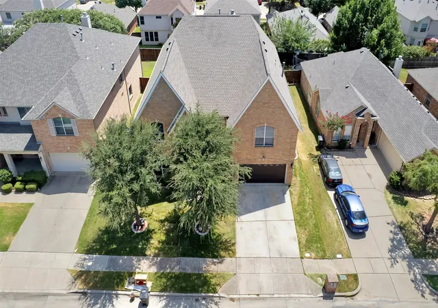Photo 3 of Single family home for sale at 3524 Delaney Dr, Fort Worth, TX 76244 | MLS# 21356052 | Listing updated on 2026-08-13
