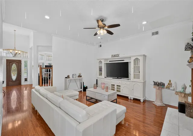 Photo 3 of Single family home for sale at 7402 Silver Lake Dr, Rowlett, TX 75089 | MLS# 21358358 | Listing updated on 2026-09-17