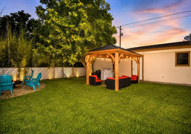 Photo 16 of Single family home for sale at 1900 S Walnut St, Brady, TX 76825 | MLS# 21358363 | Listing updated on 2026-08-13