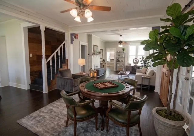 Photo 2 of Single family home for sale at 215 E 11th St, Bonham, TX 75418 | MLS# 21358255 | Listing updated on 2026-09-25