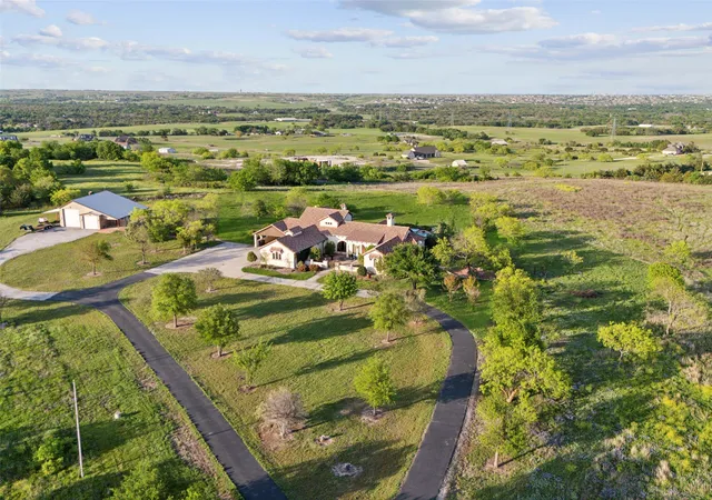 Photo 2 of Single family home for sale at 4473 Kelly Rd, Aledo, TX 76008 | MLS# 21351122 | Listing updated on 2026-08-25