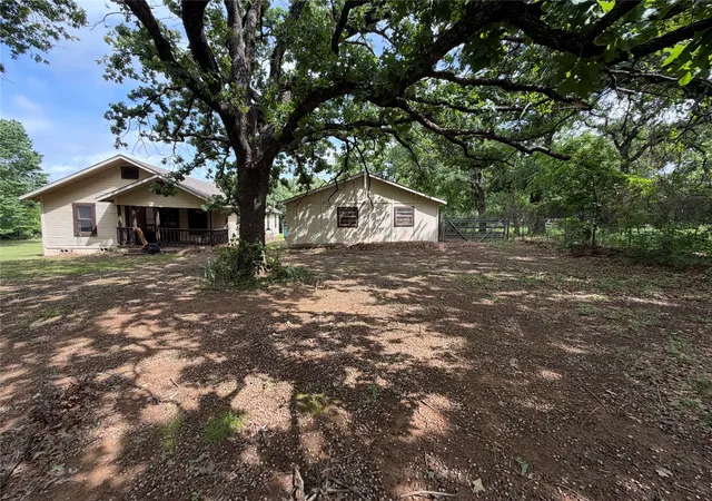 Photo 1 of Sale Pending at 2512 Timber Rd, Burleson, TX 76028 | MLS# 21358279 | Listing updated on 2026-08-30
