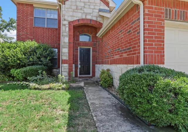 Photo 2 of Single family home for sale at 3325 Truman St, Mc Kinney, TX 75071 | MLS# 21358197 | Listing updated on 2026-08-13