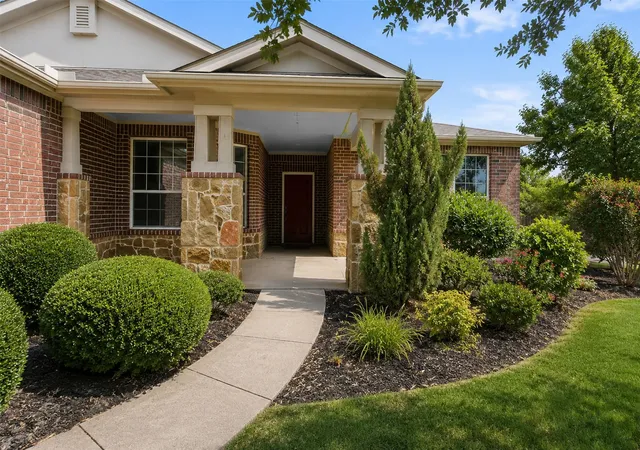Photo 2 of Single family home for sale at 1728 Hacienda Heights Ln, Frisco, TX 75036 | MLS# 21358201 | Listing updated on 2026-09-28