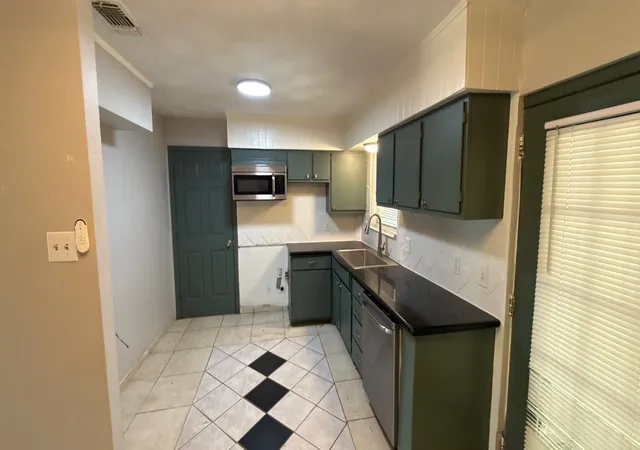 Photo 4 of Single family home for sale at 1851 Chevy Chase Dr, Carrollton, TX 75006 | MLS# 21355820 | Listing updated on 2026-08-14