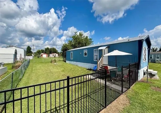 Manufactured home for sale at 232 White Dove Dr, Quitman, TX 75783 | MLS# 21358156