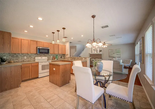 Photo 4 of Single family home for sale at 1314 Post Oak Trl, Anna, TX 75409 | MLS# 21358528 | Listing updated on 2026-09-23