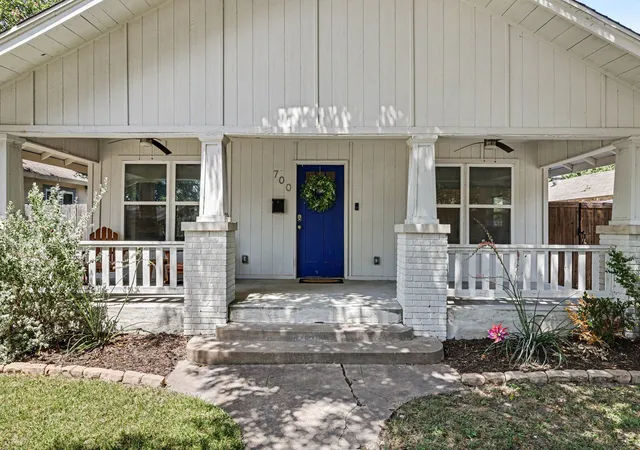 Photo 3 of Single family home for sale at 700 Cristler Ave, Dallas, TX 75223 | MLS# 21346056 | Listing updated on 2026-10-04