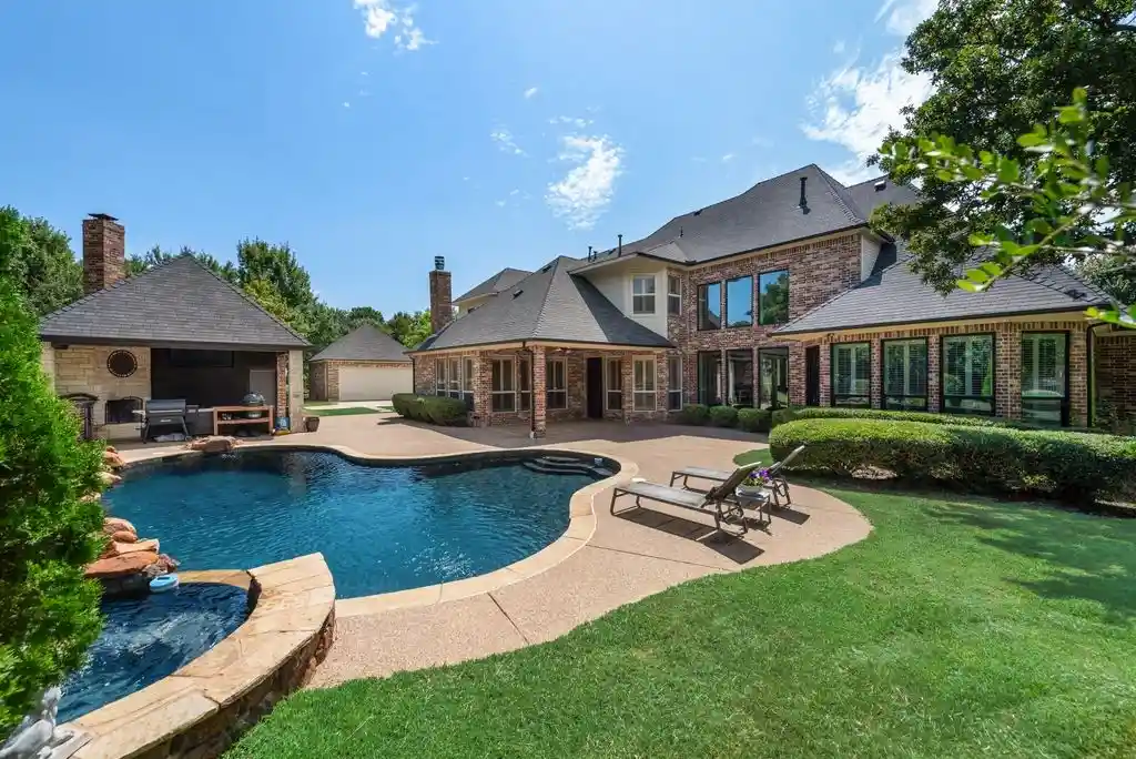 Photo 1 of Mansion for sale at 1917 Queensbridge Ct, Keller, TX 76262 | MLS# 21308815 | Listing updated on 2026-10-21
