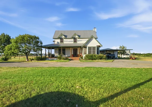 Photo 3 of Single family home for sale at 12509 Strittmatter Rd, Pilot Point, TX 76258 | MLS# 21357180 | Listing updated on 2026-08-14