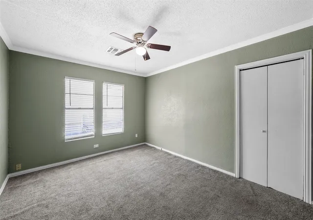Photo 4 of Sale Pending at 1807 S 19Th St, Waco, TX 76706 | MLS# 21357049 | Listing updated on 2026-09-19