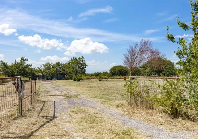 Photo 3 of Sale Pending at To Be Determined Brock Ln, New Fairview, TX 76247 | MLS# 21358300 | Listing updated on 2026-08-31