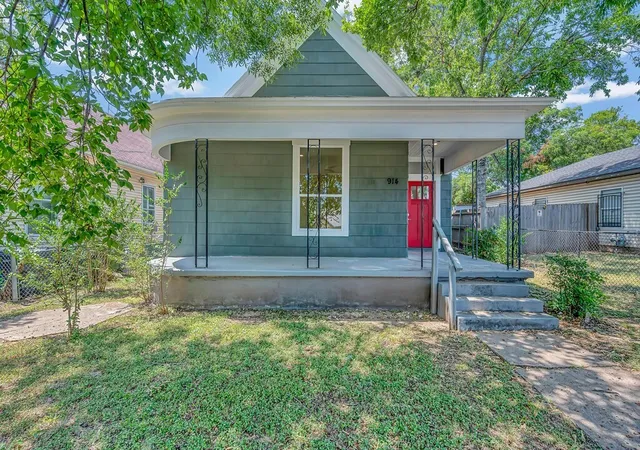 Photo 1 of Single family home for sale at 914 N 10th St, Waco, TX 76707 | MLS# 21357307 | Listing updated on 2026-09-03