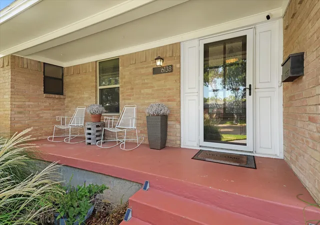 Photo 3 of Sale Pending at 6138 N Jim Miller Rd, Dallas, TX 75228 | MLS# 21358365 | Listing updated on 2026-10-06