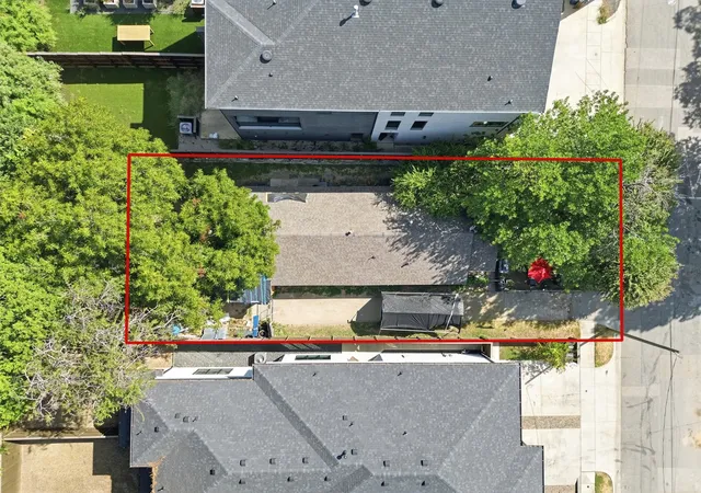 Photo 1 of Sale Pending at 2319 Hondo Ave, Dallas, TX 75219 | MLS# 21355304 | Listing updated on 2026-08-27