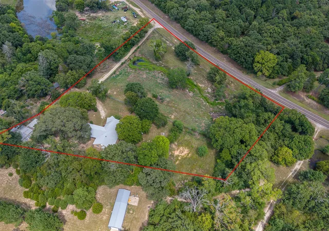 Photo 4 of Single family home for sale at 5250 Fm 2494, Athens, TX 75751 | MLS# 21358099 | Listing updated on 2026-08-21