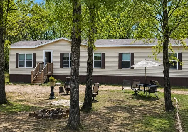 Photo 1 of Manufactured home for sale at 152 Lake Shadows Cir, Gun Barrel City, TX 75156 | MLS# 21358609 | Listing updated on 2026-08-13