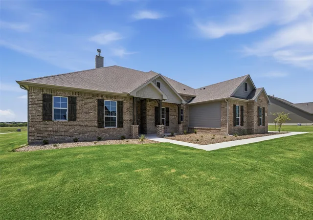 Photo 2 of Single family home for sale at 136 Hillview Trl, Decatur, TX 76234 | MLS# 21357902 | Listing updated on 2026-10-07