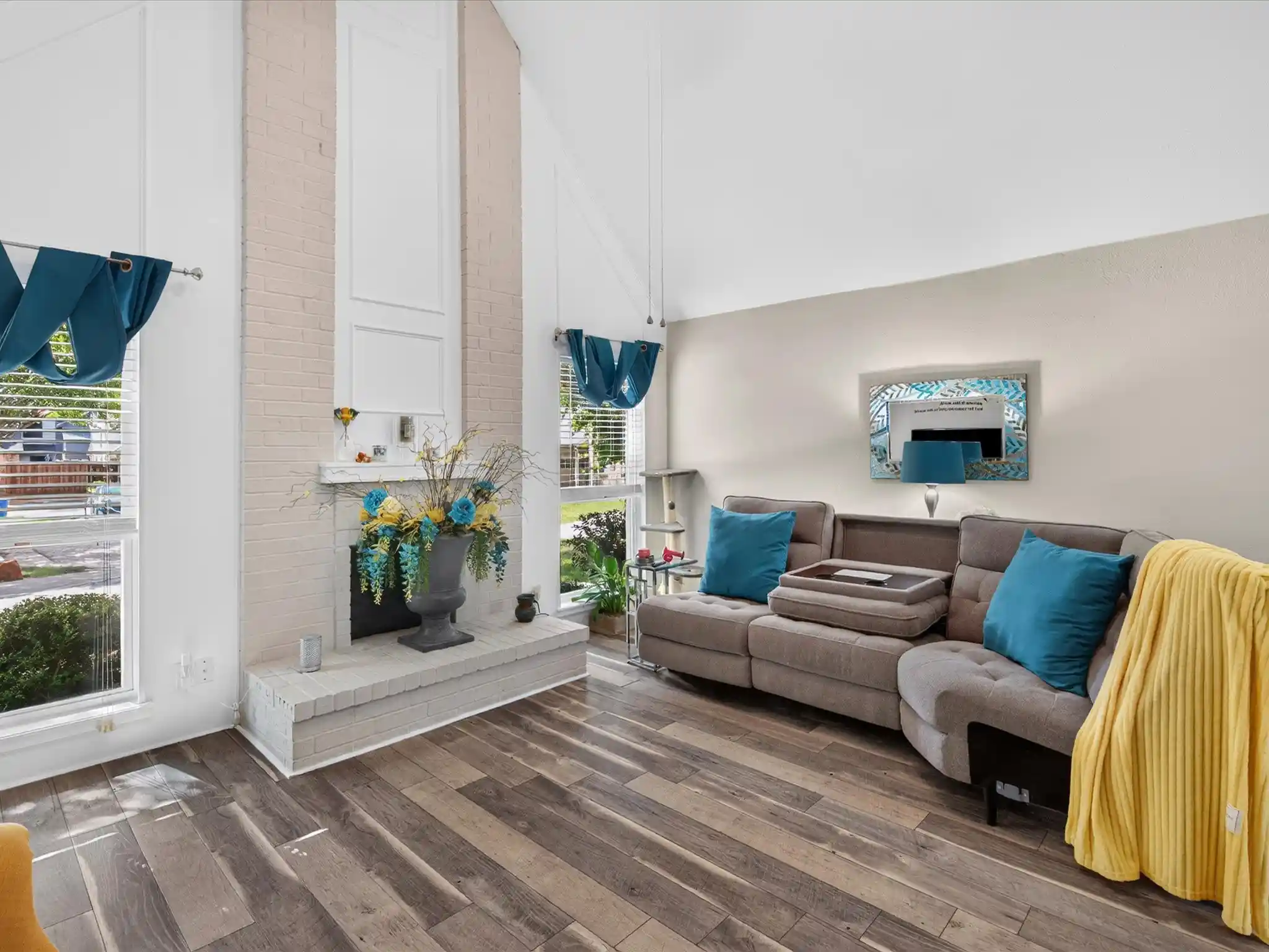 Photo 1 of Single family home for sale at 3018 Harbinger Ln, Dallas, TX 75287 | MLS# 21354794 | Listing updated on 2026-10-30