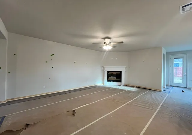 Photo 4 of Single family home for sale at 10145 Birchpoint Dr, Fort Worth, TX 76108 | MLS# 21358239 | Listing updated on 2026-10-01