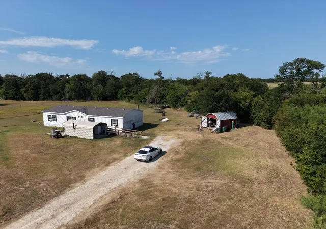 Photo 3 of Manufactured home for sale at 676 Homer Young, Axtell, TX 76624 | MLS# 21358756 | Listing updated on 2026-09-29