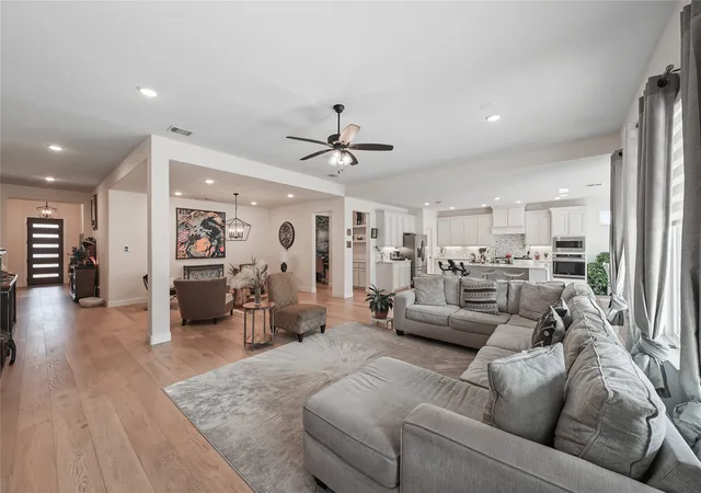 Photo 4 of Single family home for sale at 7440 Haggard St, Fort Worth, TX 76179 | MLS# 21357554 | Listing updated on 2026-10-02