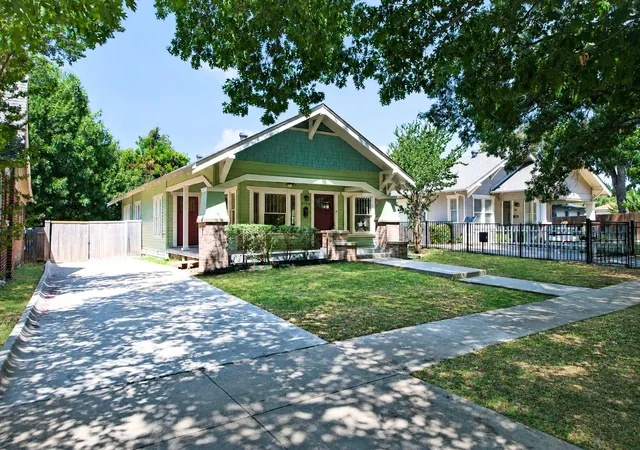 Photo 1 of Sale Pending at 2704 College Ave, Fort Worth, TX 76110 | MLS# 21357445 | Listing updated on 2026-10-07