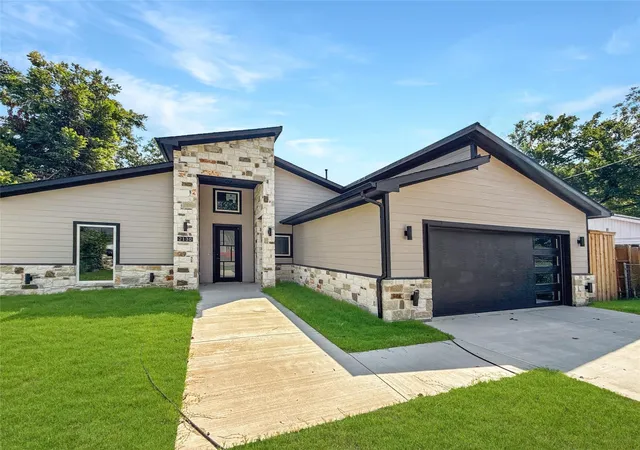 Photo 1 of Single family home for sale at 2130 Kathleen Ave, Dallas, TX 75216 | MLS# 21357497 | Listing updated on 2026-09-03
