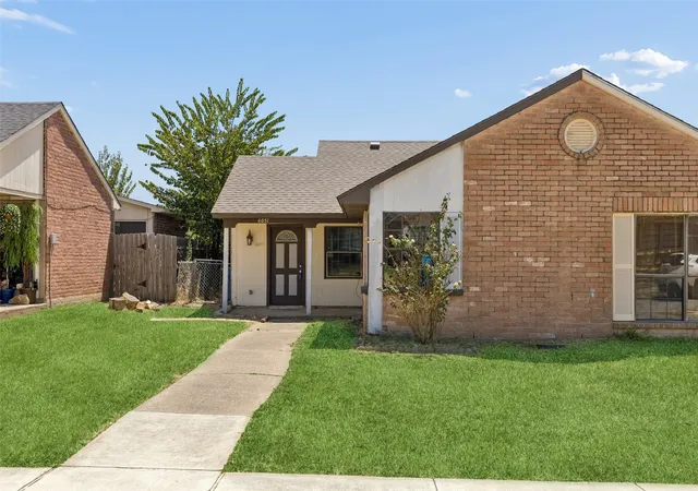 Photo 2 of Single family home for sale at 6051 Dooley Dr, The Colony, TX 75056 | MLS# 21358798 | Listing updated on 2026-08-22