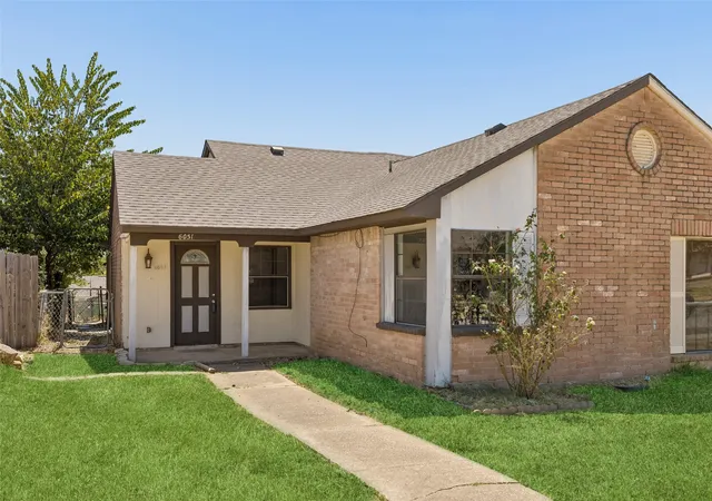 Photo 3 of Single family home for sale at 6051 Dooley Dr, The Colony, TX 75056 | MLS# 21358798 | Listing updated on 2026-08-22