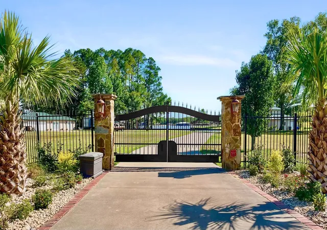 Photo 2 of Single family home for sale at 17790 Southpoint Rd, Whitehouse, TX 75791 | MLS# 21358730 | Listing updated on 2026-08-13